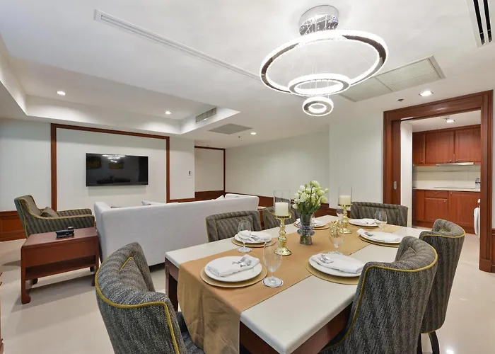 Centre Point Sukhumvit Thong-lo Hotel 4*
