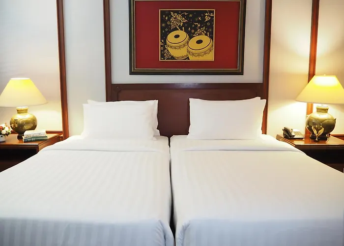 Centre Point Sukhumvit Thong-lo Hotel 4*