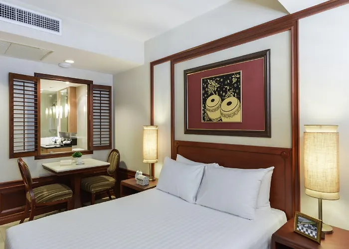 Centre Point Sukhumvit Thong-lo